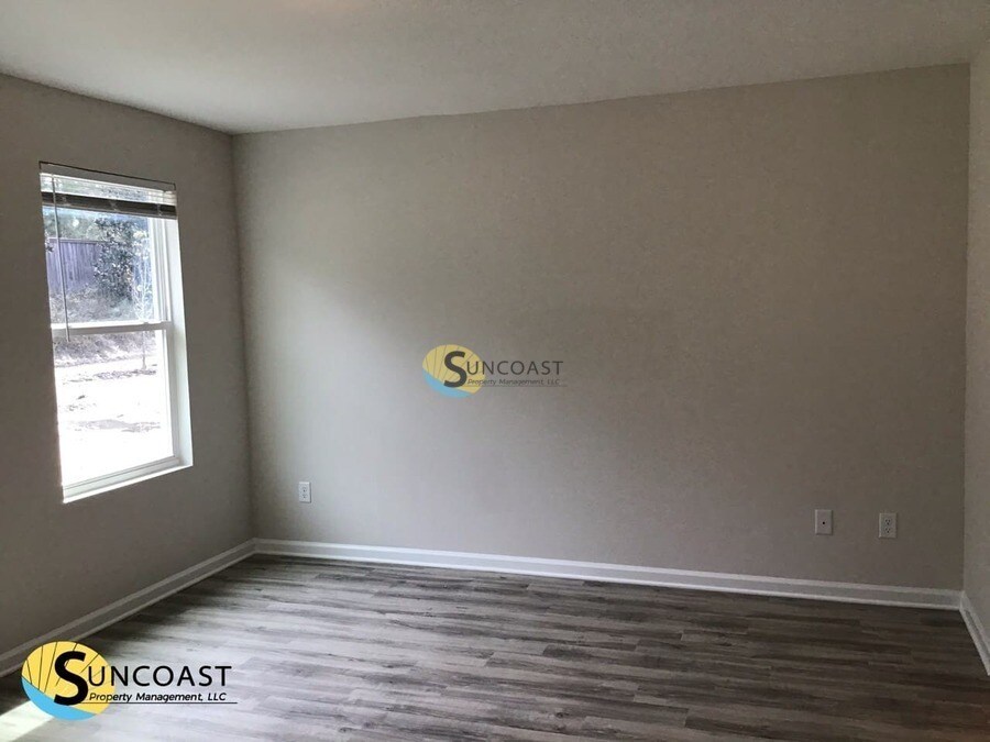 Building Photo - 7094 Plymouth Grove Ct