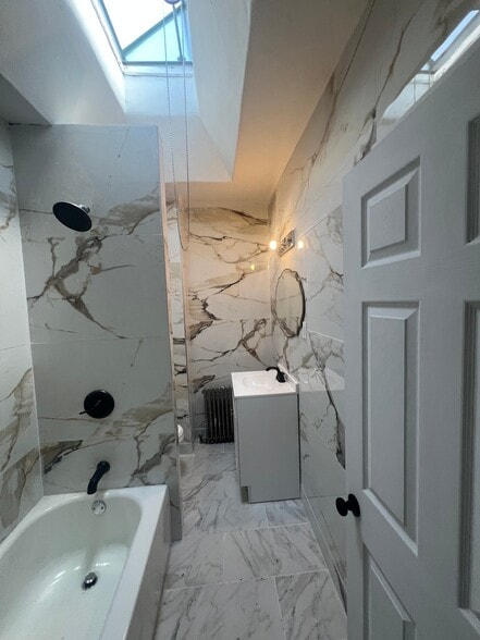 Building Photo - 7233 West Chester Pike