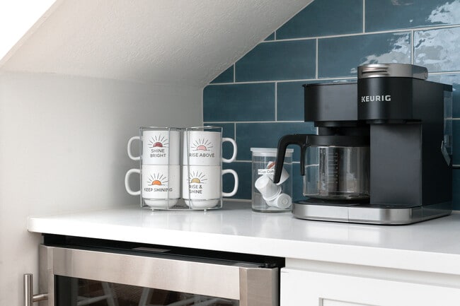 Building Photo - 13920 SE 124th St