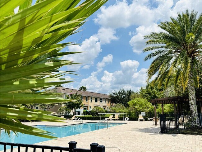 Building Photo - 11155 Savannah Landing Cir