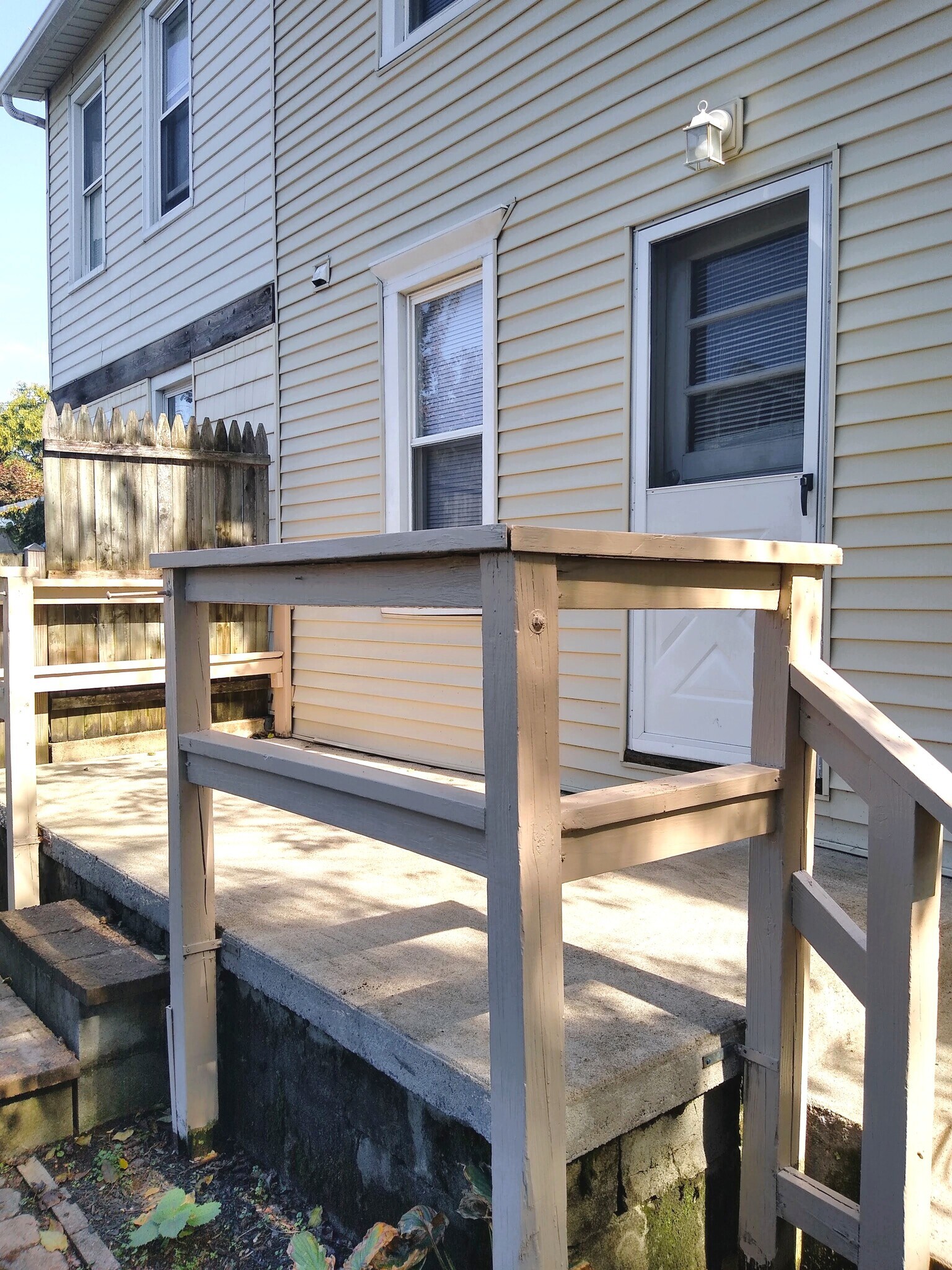 Back Porch - 513 Hanover St