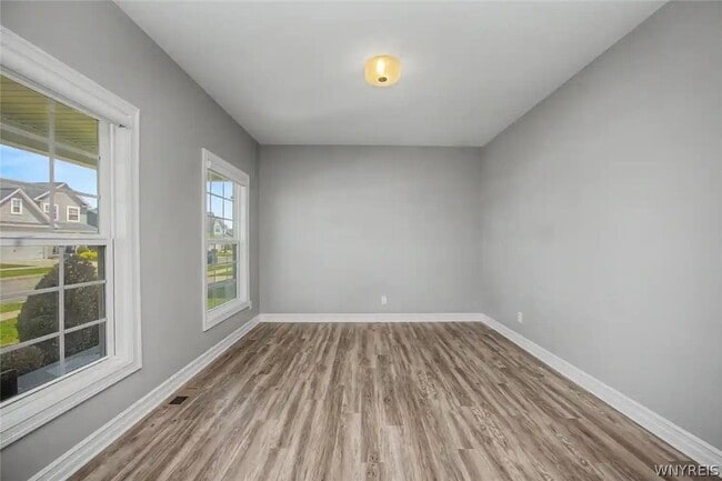 Building Photo - 46 Eagleview Dr