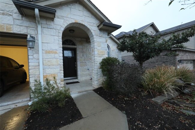 Building Photo - 1813 Slate Creek Dr