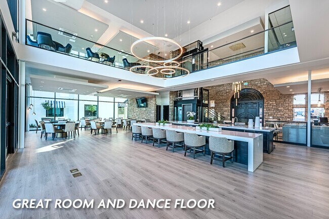 Building Photo - Lindell Living