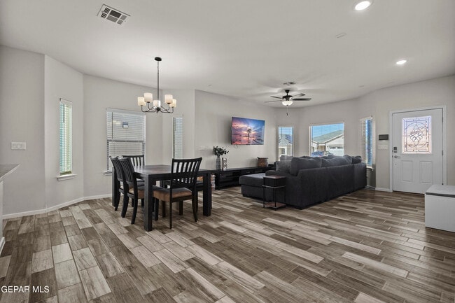 Building Photo - 14812 Jack White Ave