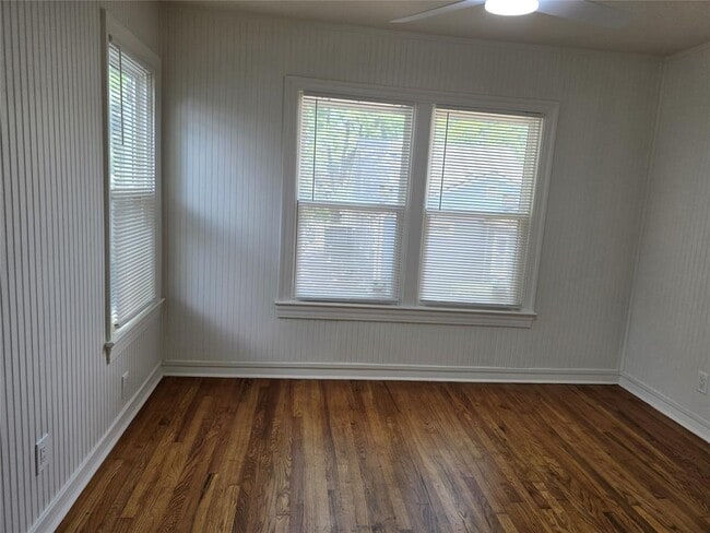 Building Photo - 4213 Ramsey Ave