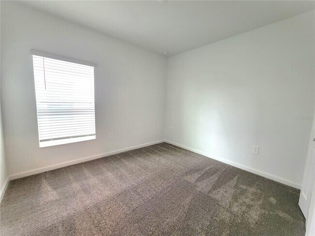 Building Photo - 1469 Deepwater Cir