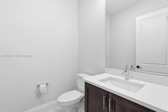 Building Photo - 4662 Estates Cir