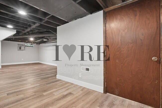 Building Photo - 316 A S Chase