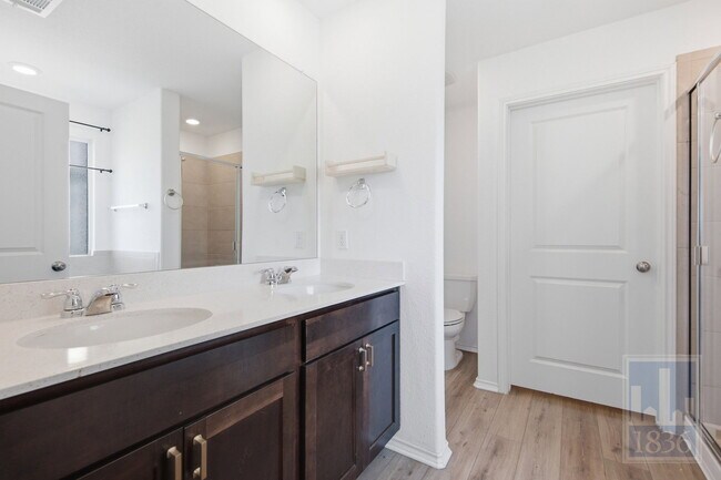 Building Photo - 5913 Toscana Trace