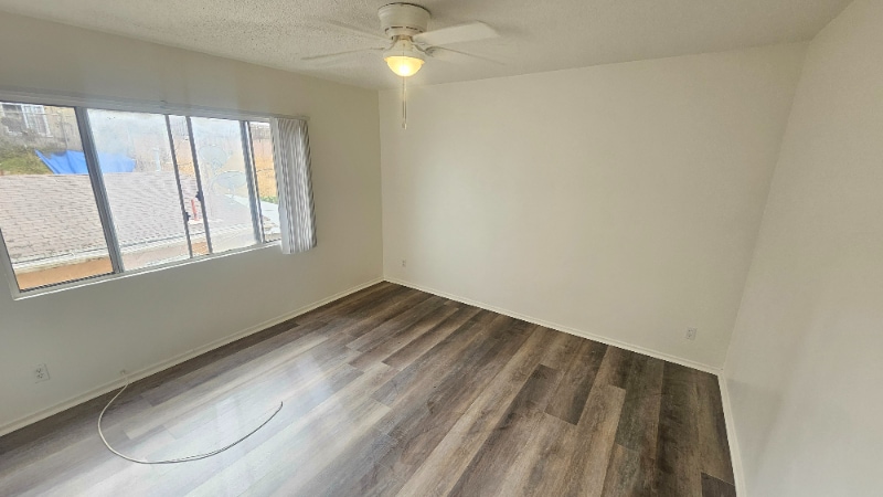 Building Photo - 866 W 126th St