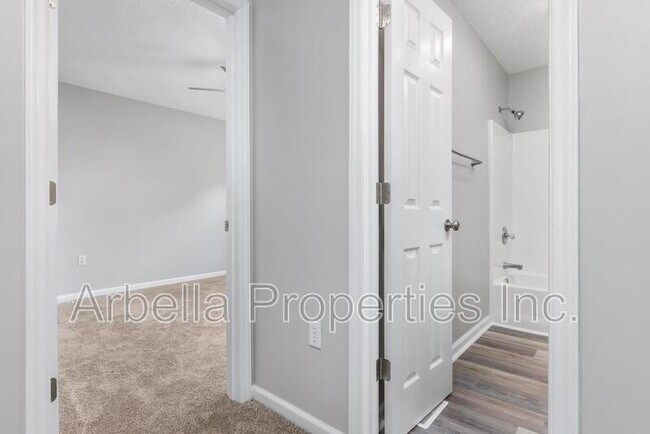 Building Photo - 2637 US-11W