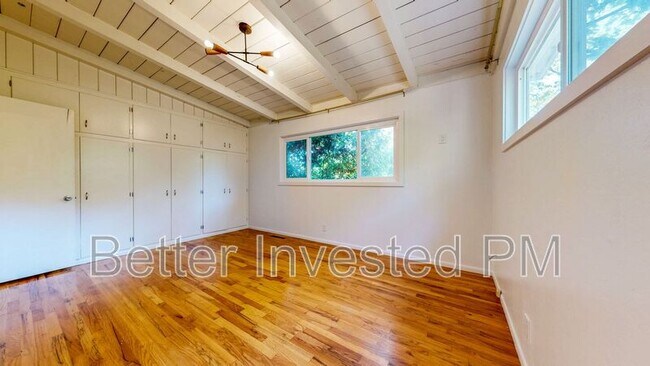 Building Photo - 4230 Mt Taylor Dr