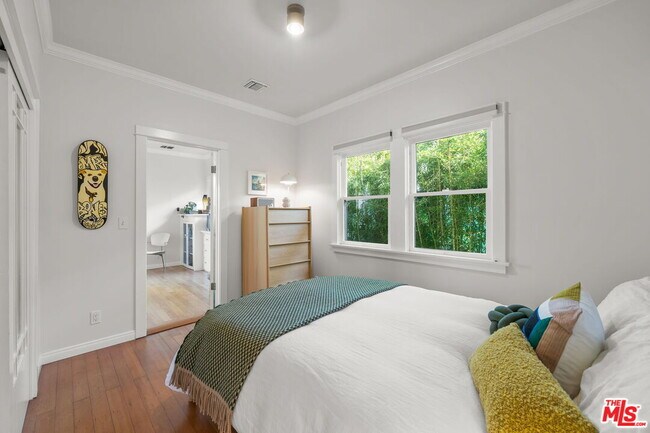 Building Photo - 1510 Electric Ave