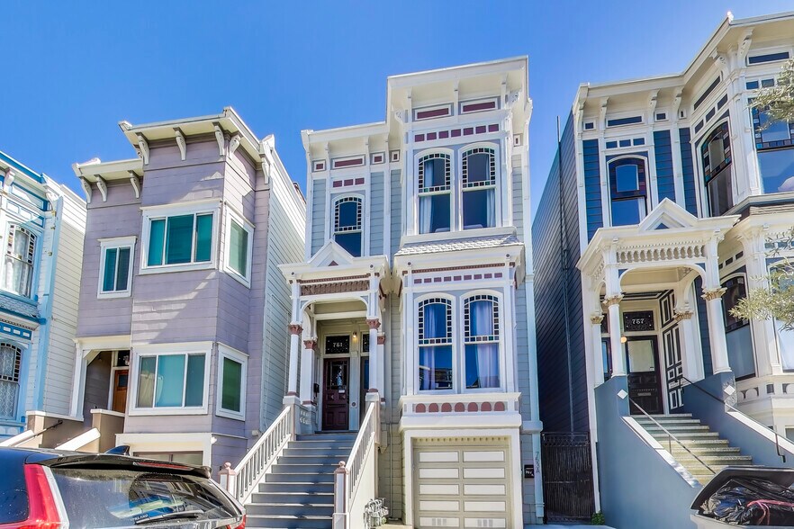 Building Photo - 753 Capp St