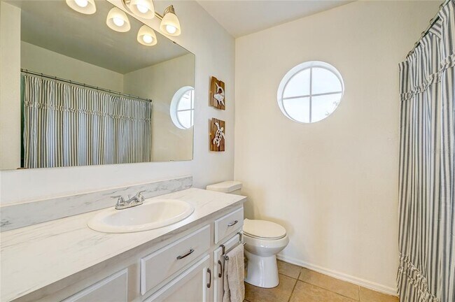 Building Photo - 11779 Shirburn Cir