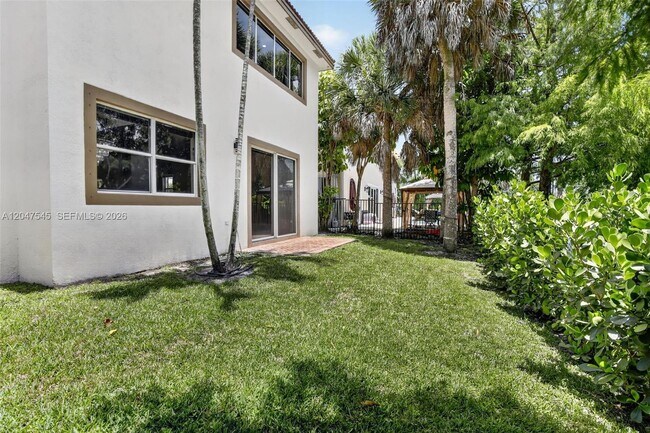 Building Photo - 12410 SW 1st St
