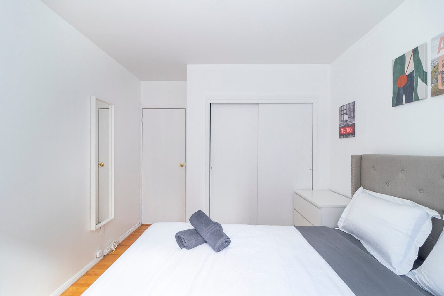 Building Photo - 340 E 94th St