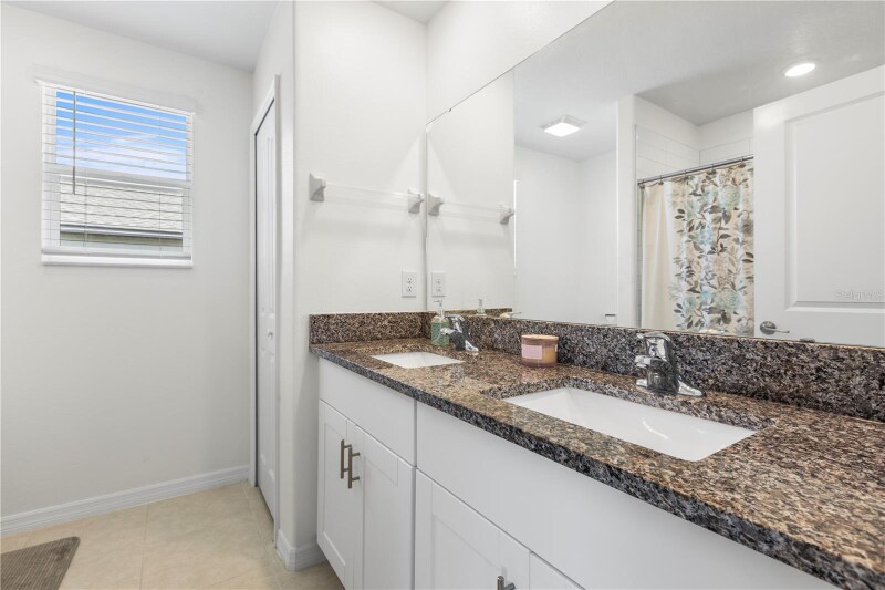 Building Photo - 36412 Garden Wall Wy