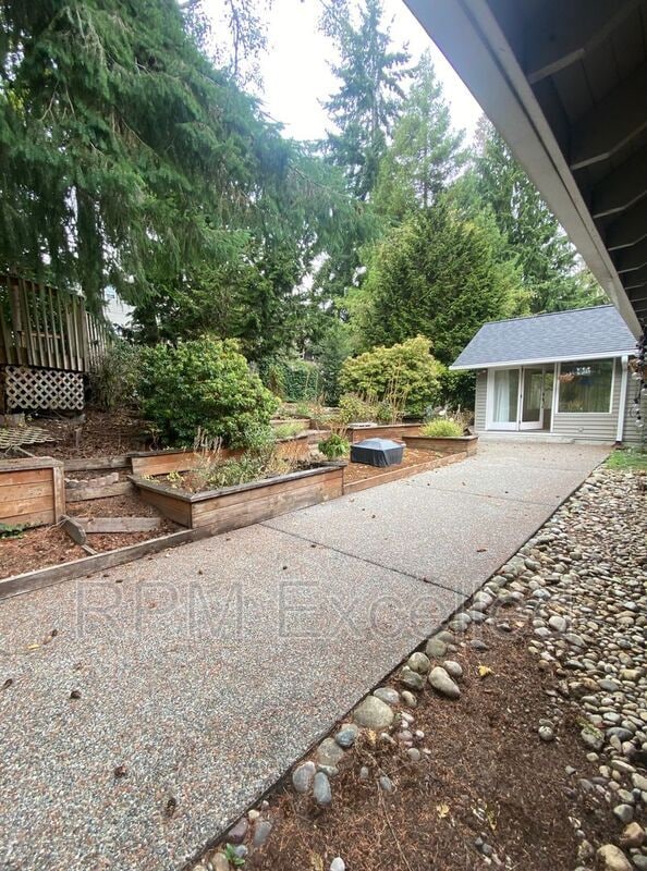 Building Photo - 32229 2nd Ave SW