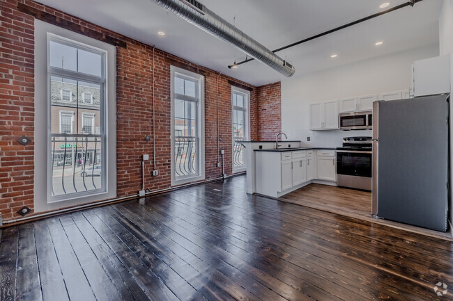 Interior Photo - 424 Main Street Luxury Apartments