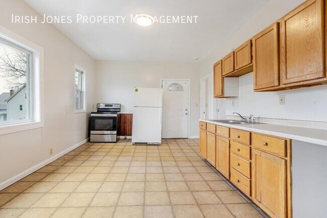 Building Photo - 152 Wildwood Pl