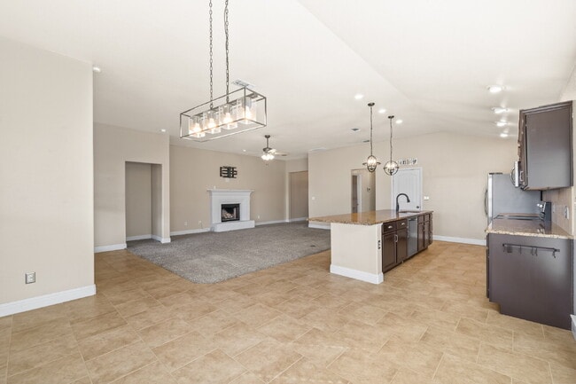 Building Photo - Beautiful 4/3/2 in Frenship ISD