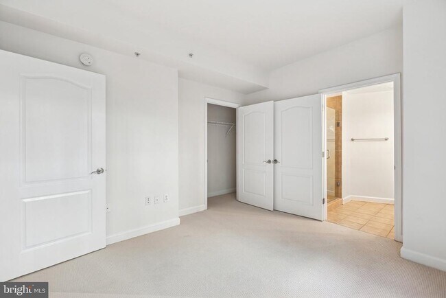 Building Photo - 1441 Rhode Island Ave NW