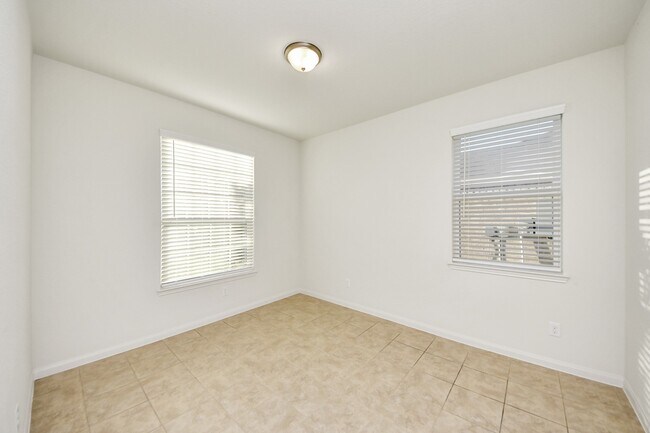 Building Photo - 9526 Opal Gates Dr