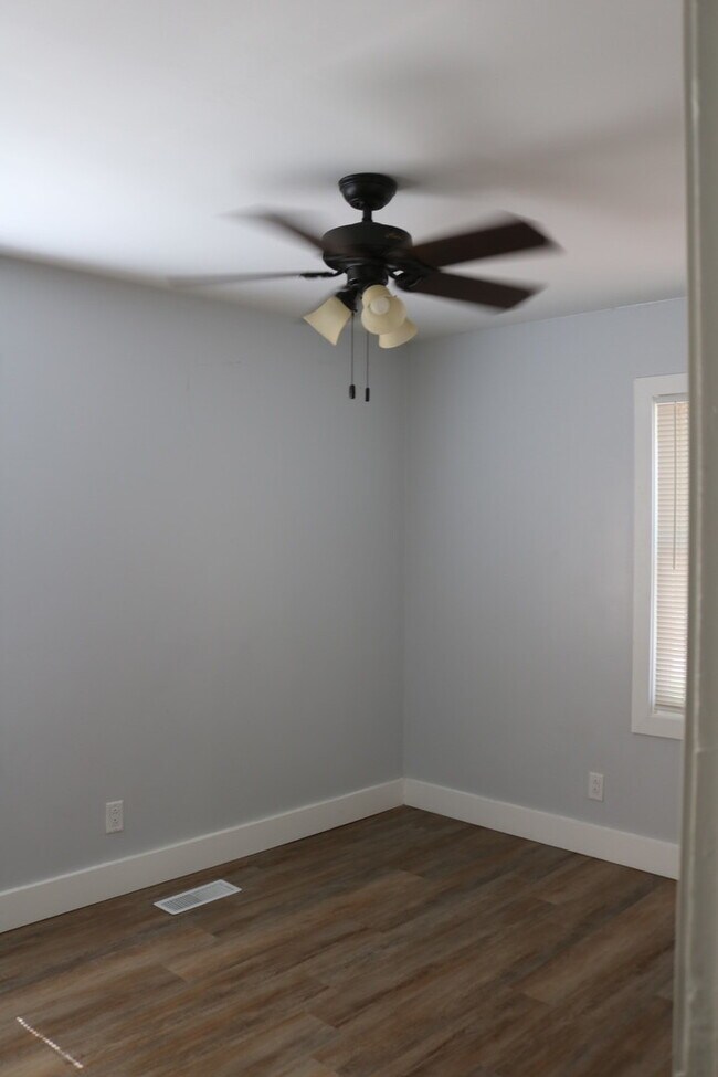 Building Photo - 22407 Strassburg Ave