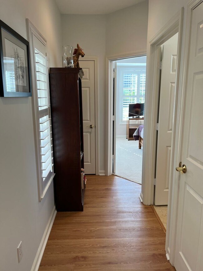 Building Photo - Sun City Two-Bedroom, Two-Bath Unfurnished Home — First Month Free for Those Who Qualify!