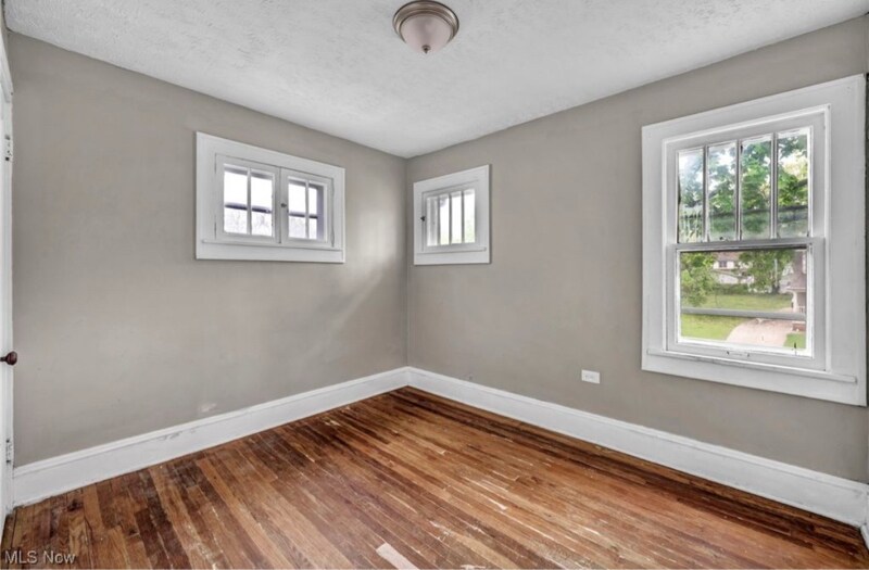 Building Photo - 955 Dresden Rd