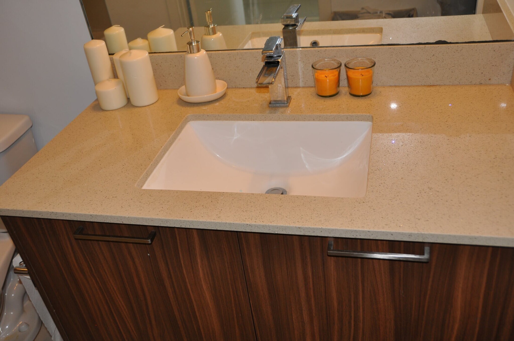 2nd bathroom - 5300 Paseo Blvd