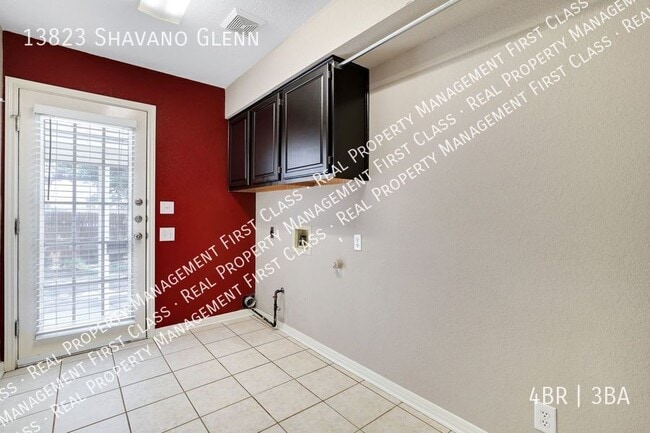 Building Photo - 13823 Shavano Glenn