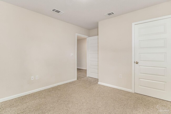 Building Photo - 4423 White Cedar Ct