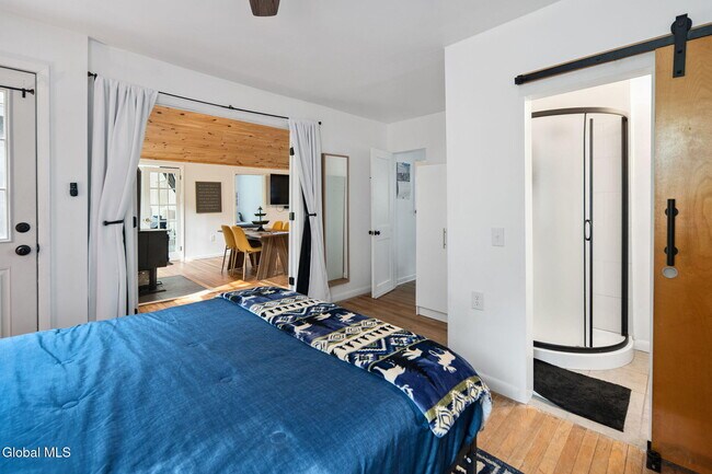 Building Photo - 1136 Enid Rd