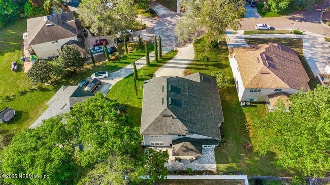 Building Photo - 3139 Ashgrove Rd