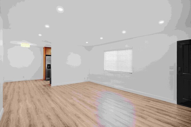 Building Photo - Brand-New Designer 2 Bed / 2 Bath – Spacious Upstairs Unit w/ Parking | Prime Alhambra
