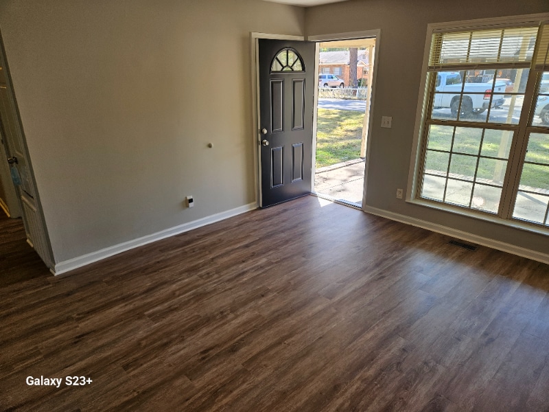 Building Photo - 4538 Sheraton Rd