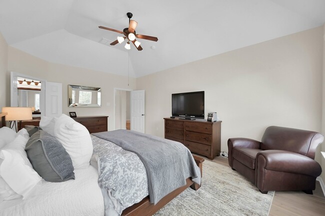 Building Photo - 66 N Whistling Swan Pl