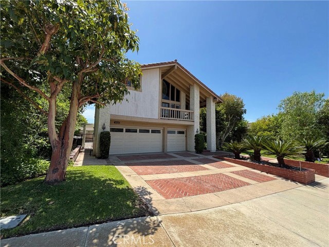 Building Photo - 2230 E Vista Mesa Way