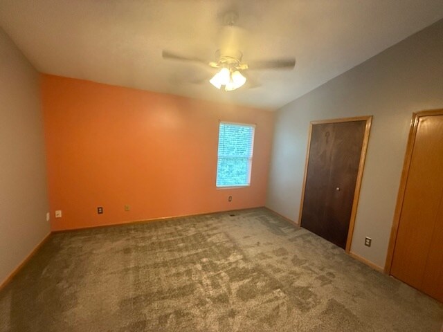 Building Photo - 602 Topaz Ln