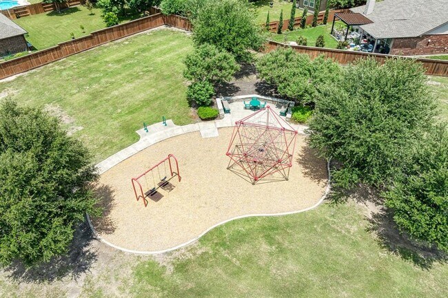 Building Photo - 18308 Shallow Pool Dr