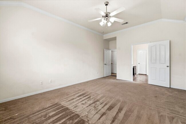 Building Photo - 8203 Loetsch Ridge Way