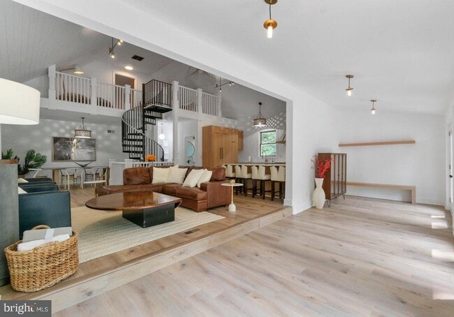 Building Photo - 851 Bacon Hall Rd