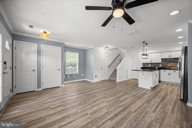 Building Photo - 1821 Cassandra Dr
