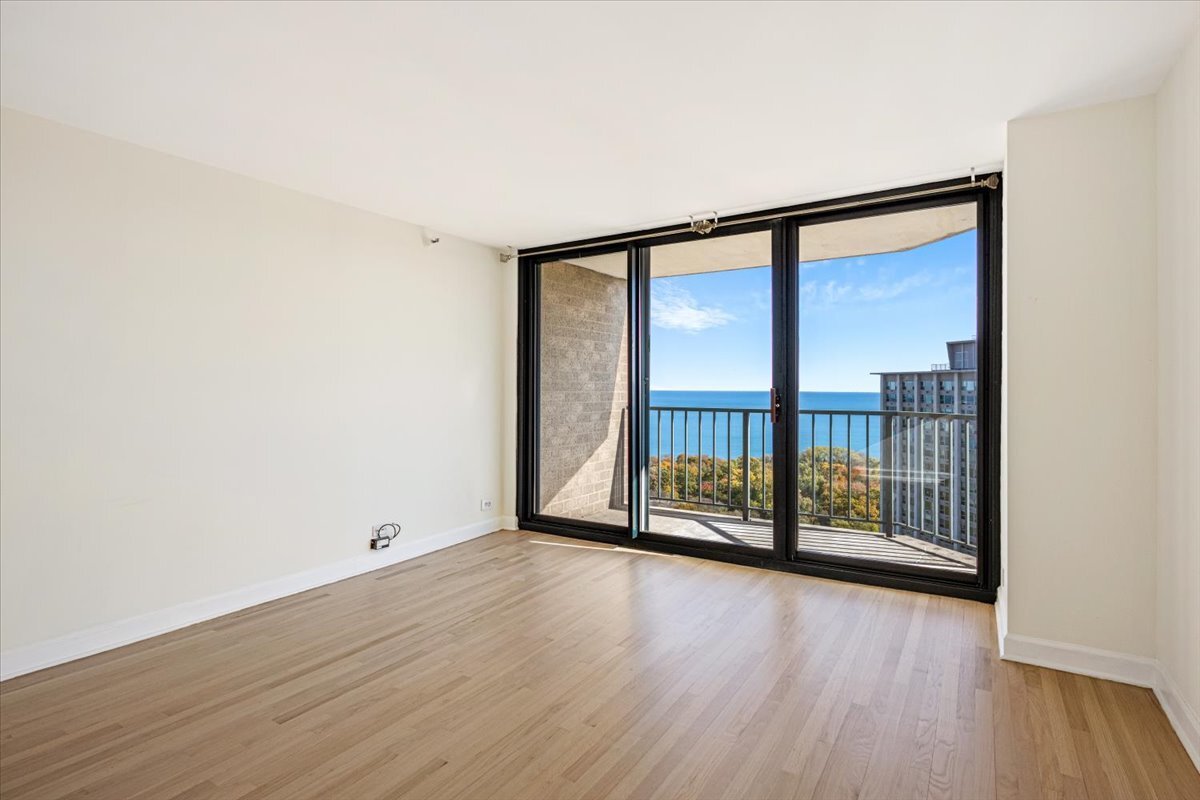 Building Photo - 3660 N Lake Shore Dr