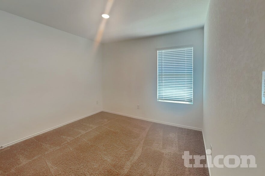 Building Photo - 2513 Sweet Olive