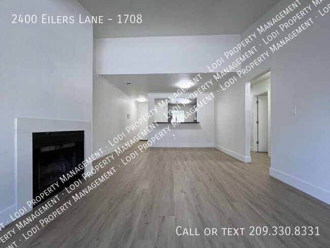 Building Photo - 2400 Eilers Ln