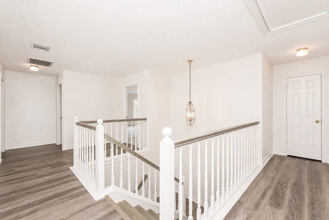 Building Photo - 11102 Brook Mill Ct
